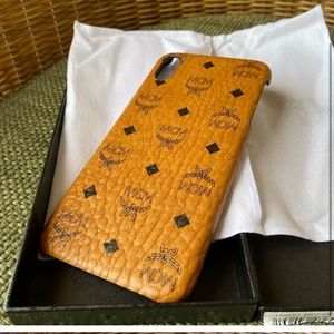 COPY - COPY - MCM iPhone case in visetos for xs max